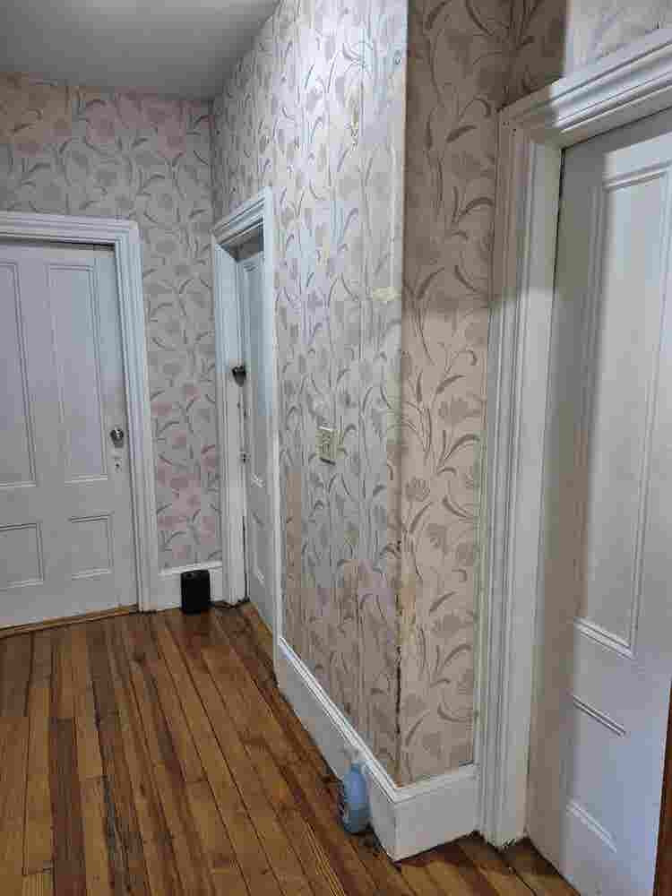 private room avai