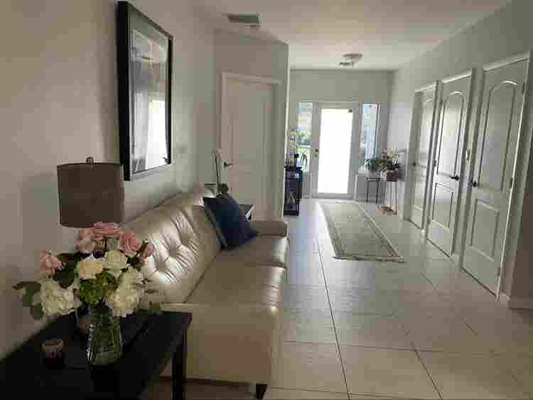 A master Suit room w Bathroom