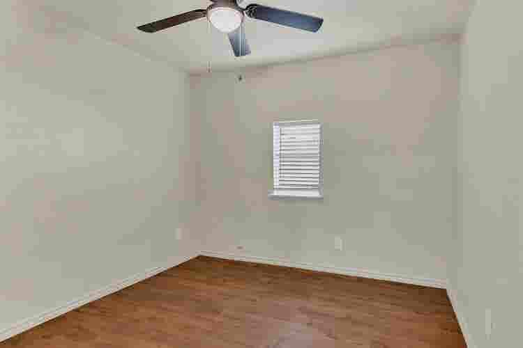 4 BR in Fort Worth