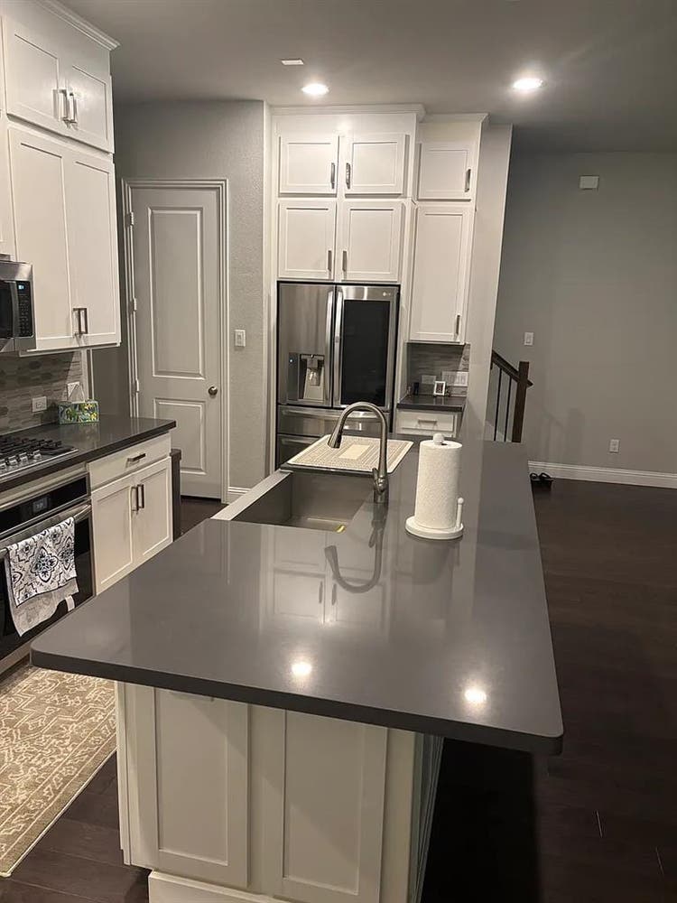 3 BR in Dallas