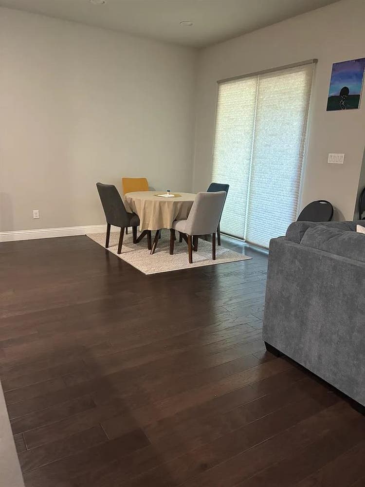 3 BR in Dallas
