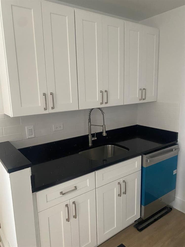 ✨Affordable Room in Midtown South✨