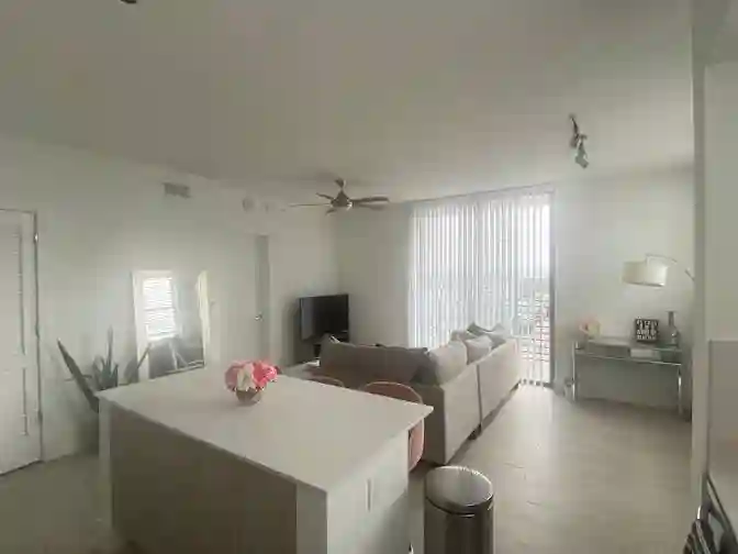 Looking for a roommate