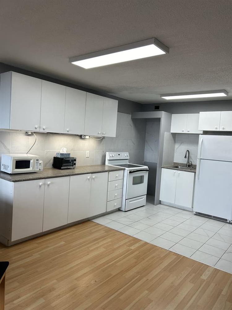 Beautiful spacious 1bedroom apt