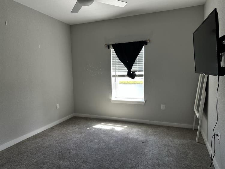 Private room and bathroom.