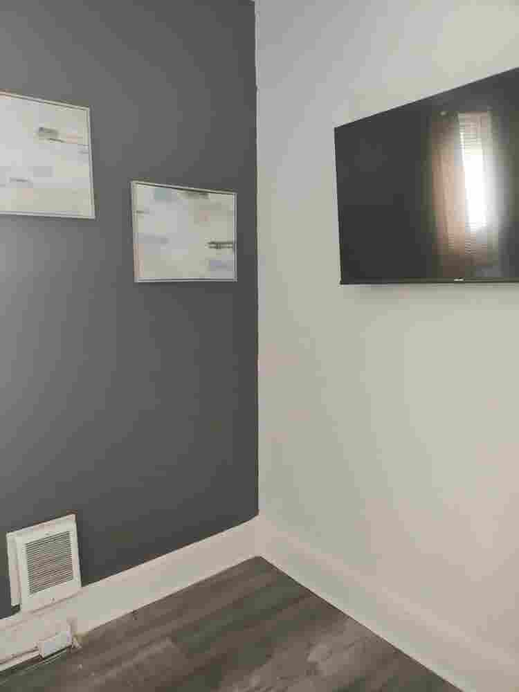 Rooms for rent Male only