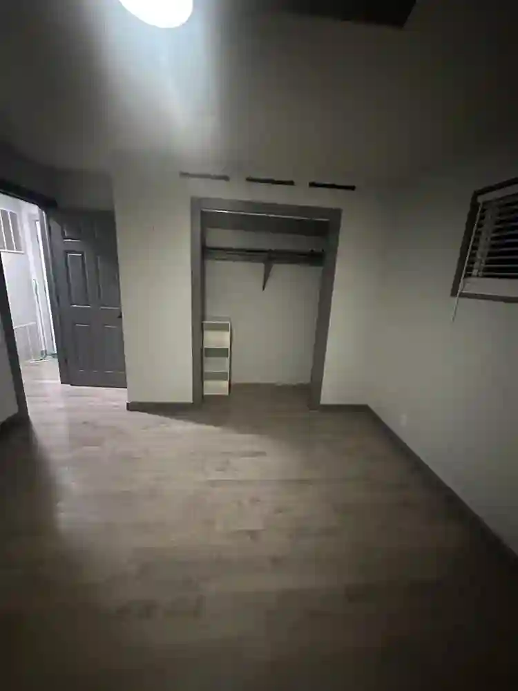 MASTER BEDROOM FOR RENT