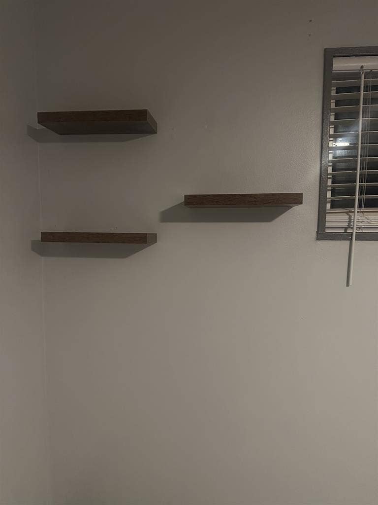 MASTER BEDROOM FOR RENT