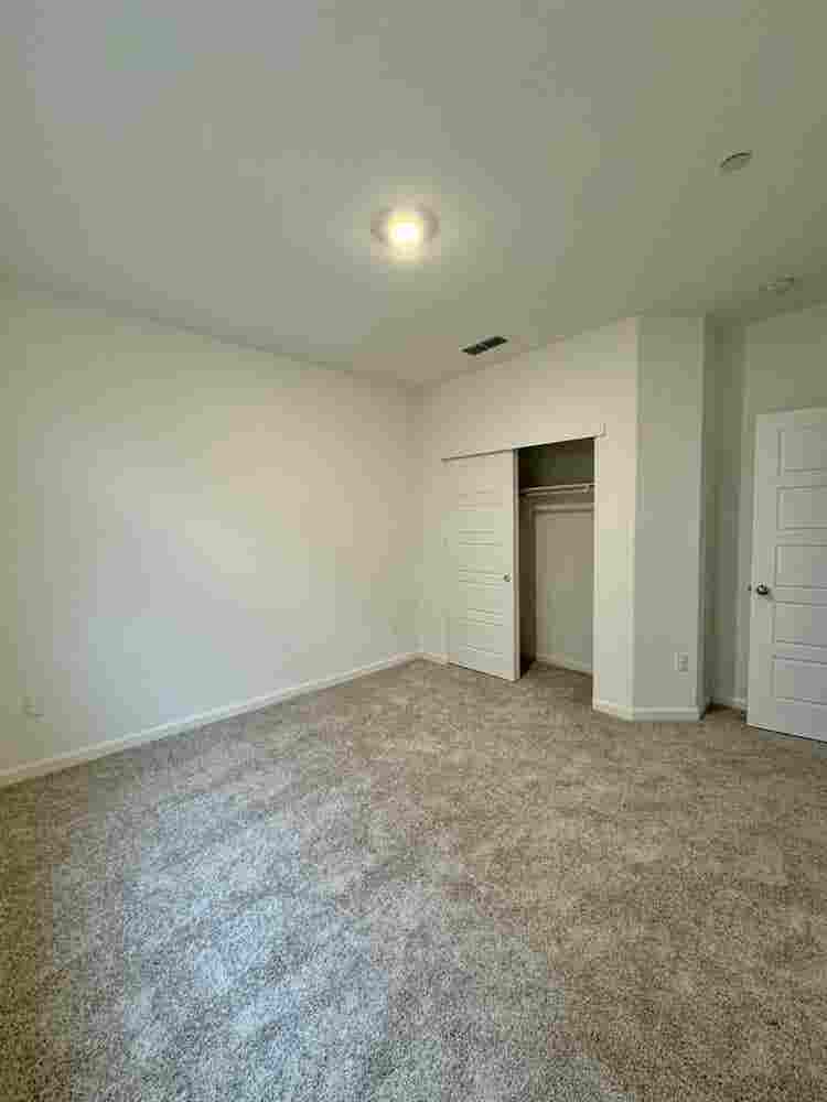 2 rooms for rent