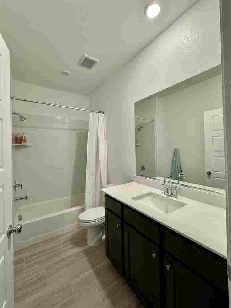 2 rooms for rent