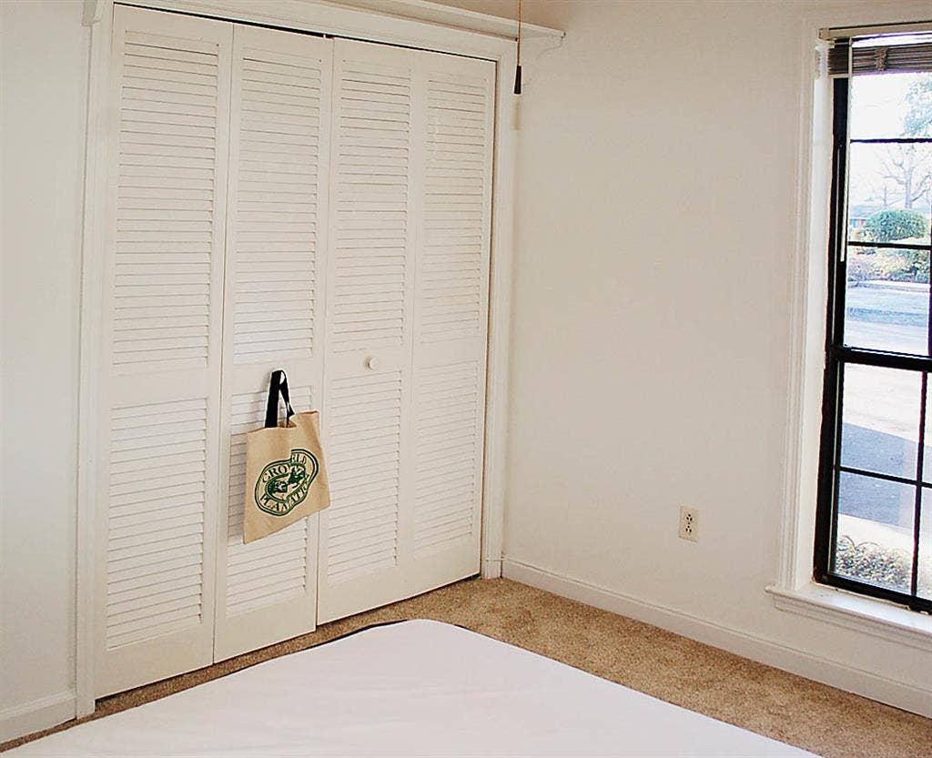 Own 3 Rooms in Beautiful Townhouse