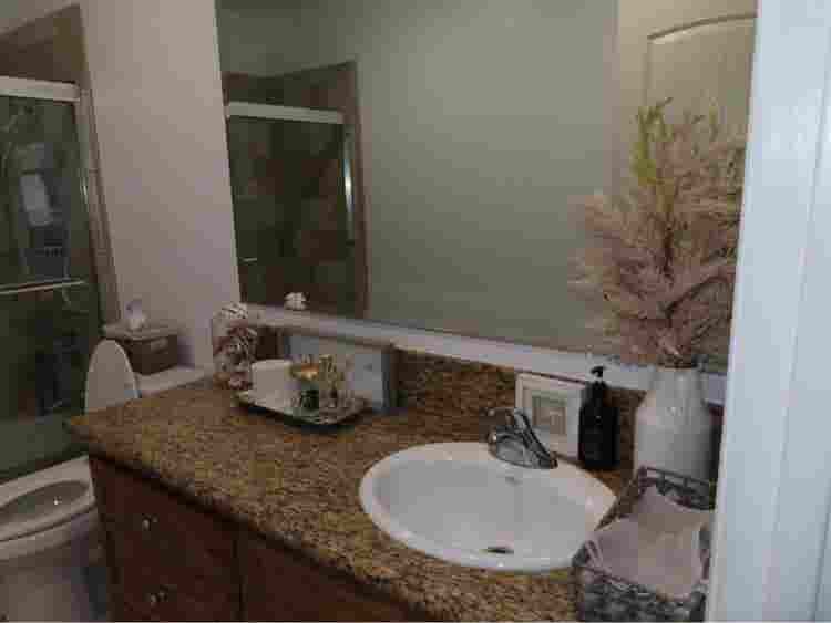 Seeking for female roommate - $