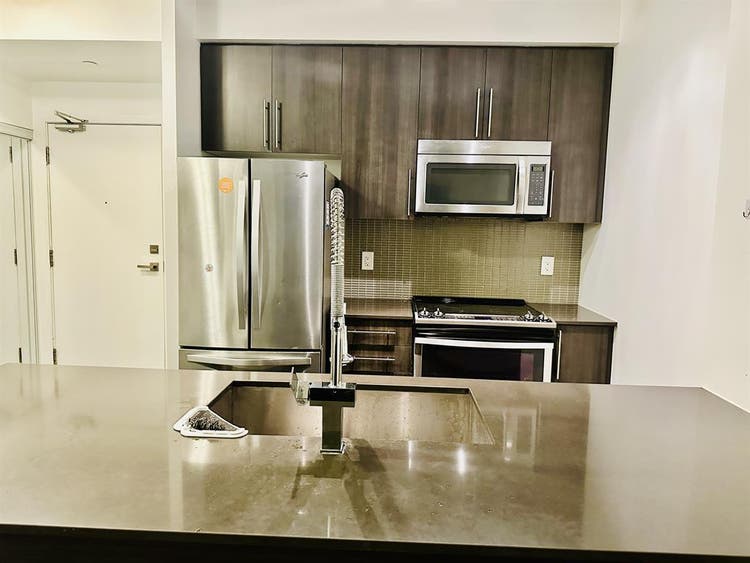 1 Bedroom Apartment For Lease