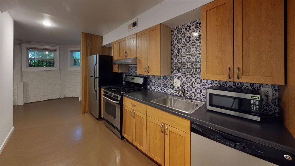 1 BR in Washington