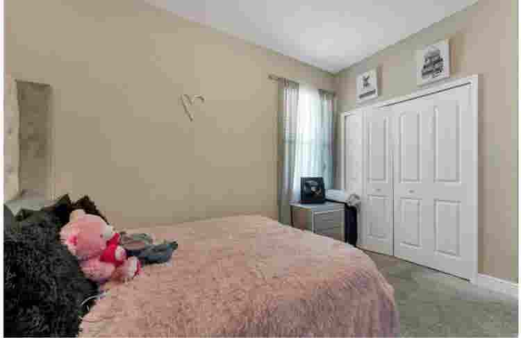 Bedroom for rent