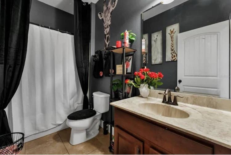 Bedroom for rent