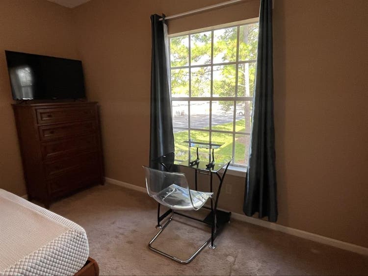 Furnished Room in Town Centerr