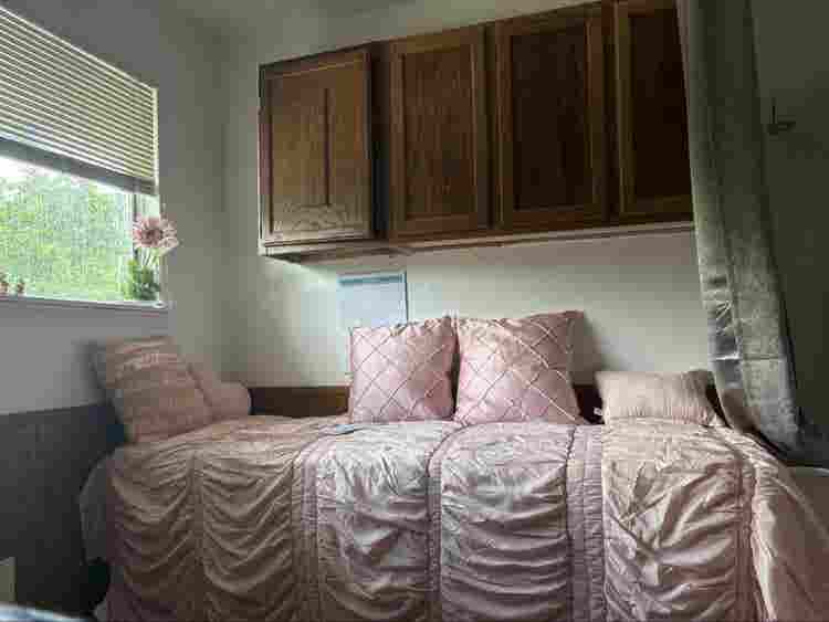Furnished room shared bathroom