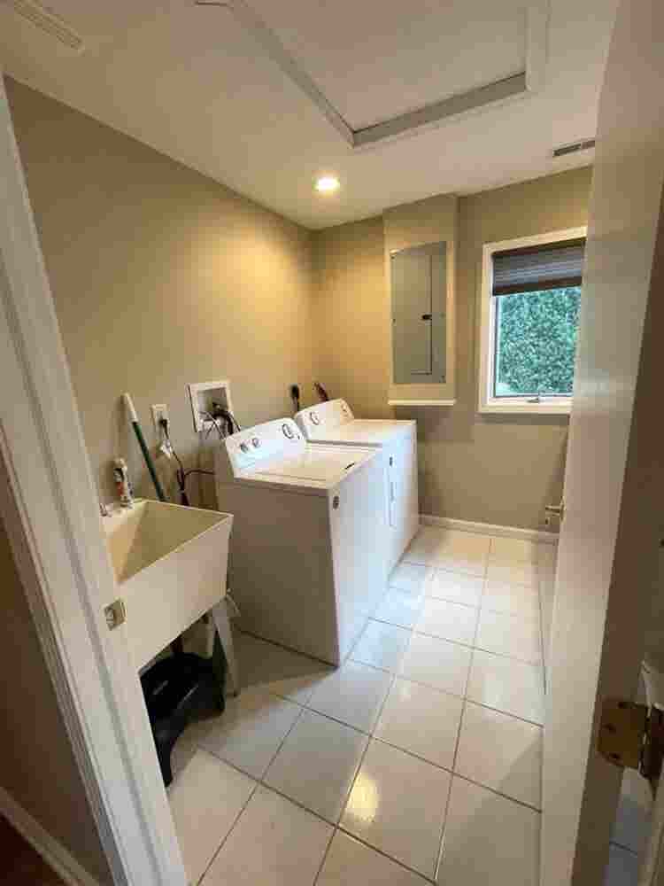 Mid-Term Rental in Huron, Ohioo