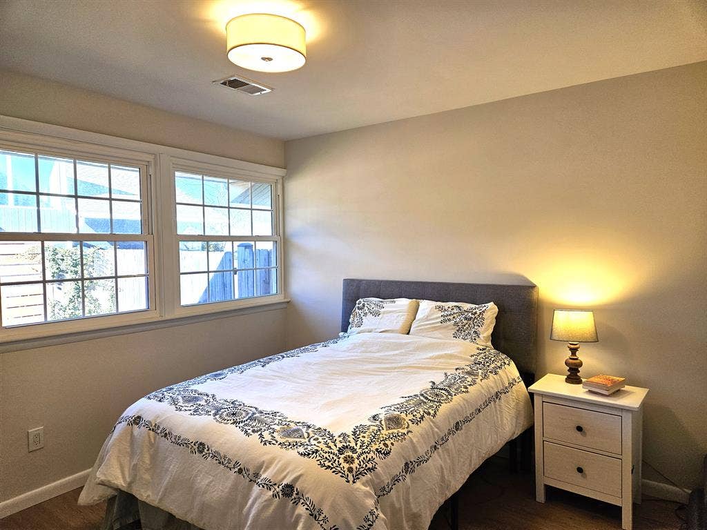 Room for Rent in Sun-Filled Home