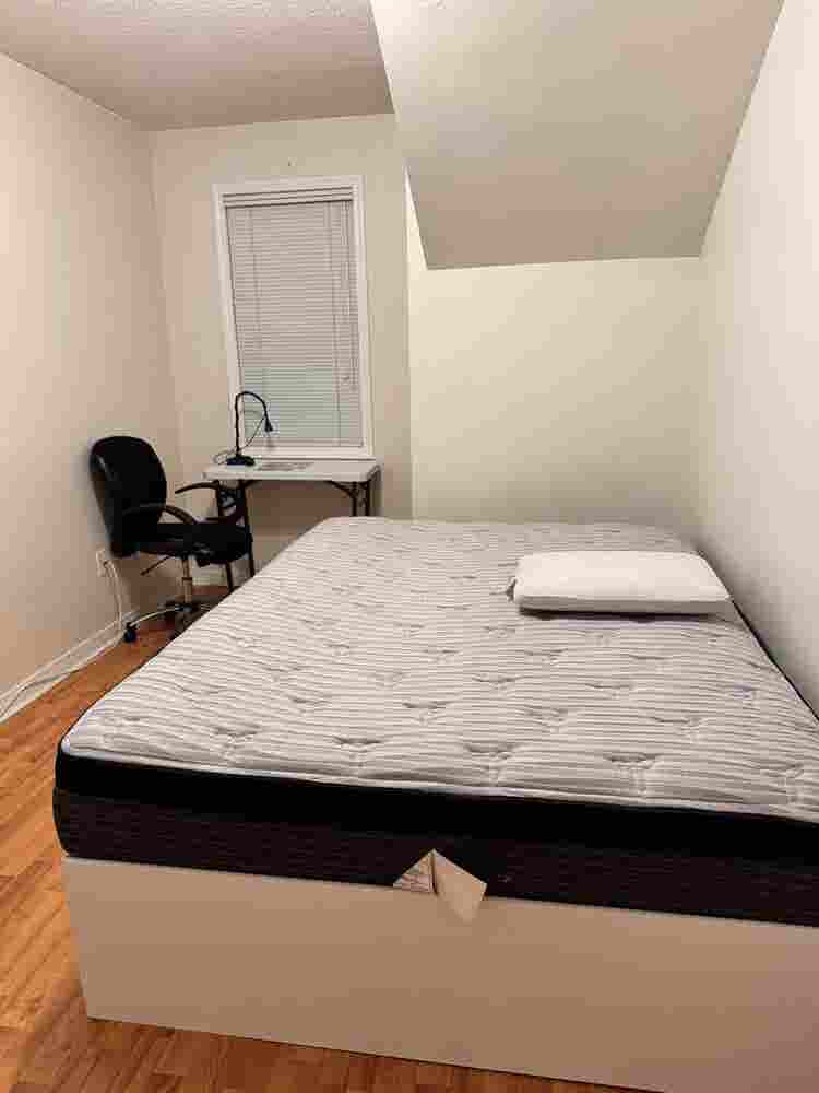 One bedroom for Rent