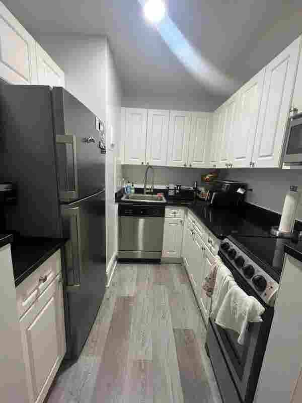 ✨Sleek & Comfy Room - MidtownSouth✨