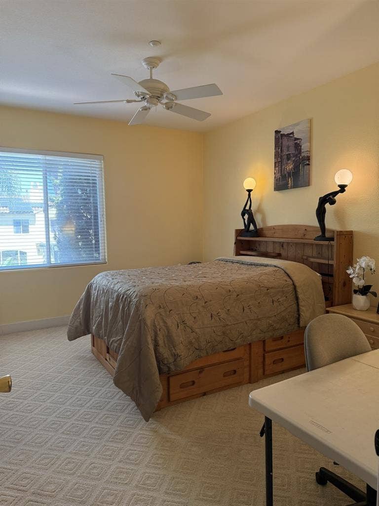 Private room 
for rent