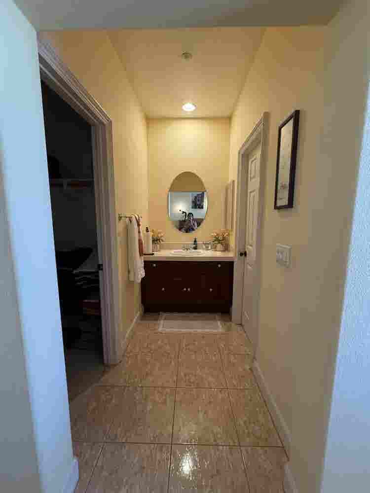 Private room 
for rent