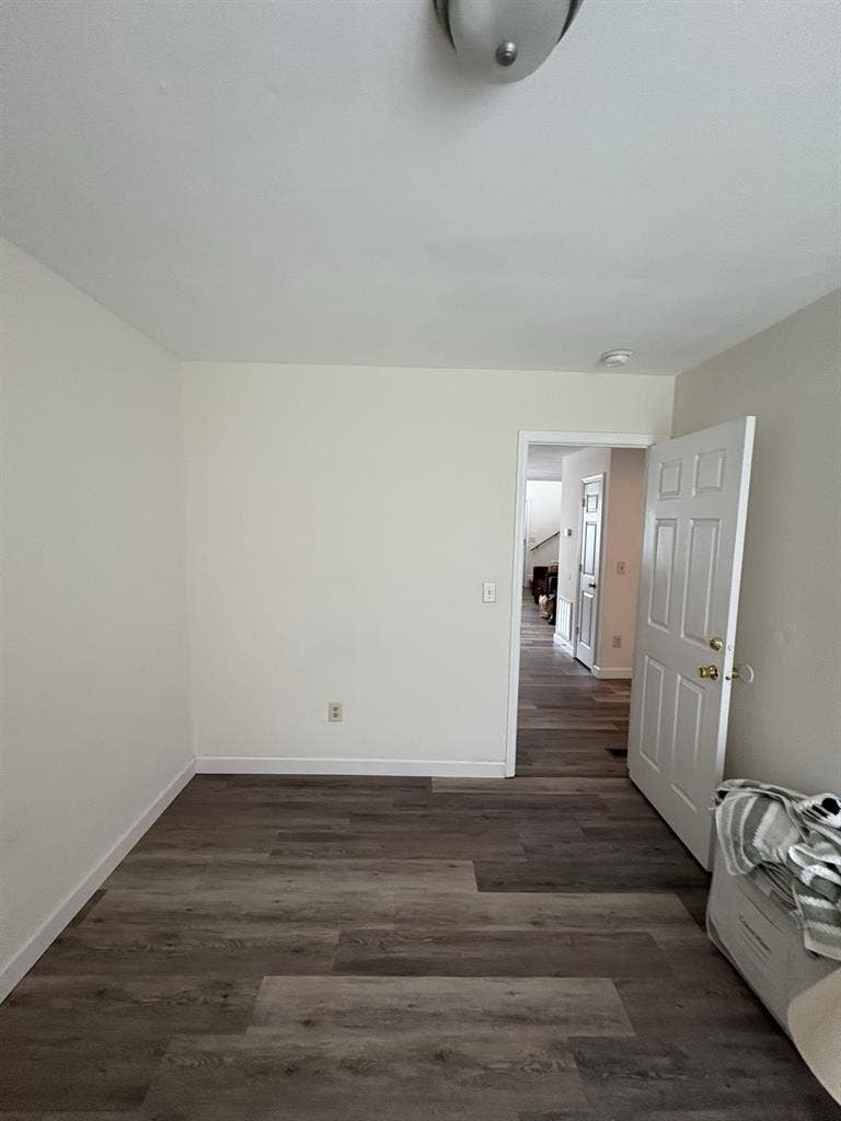 Room for rent- near JMU campus