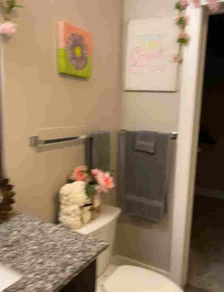 Individual private Rooms for rent.