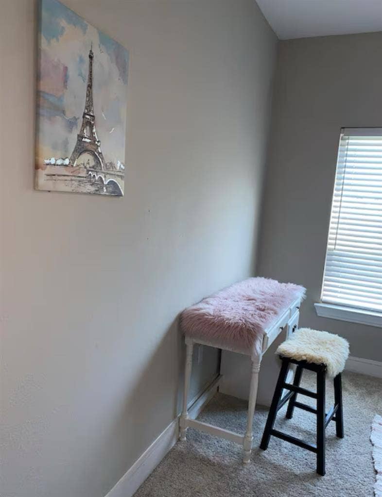 Individual private Rooms for rent.
