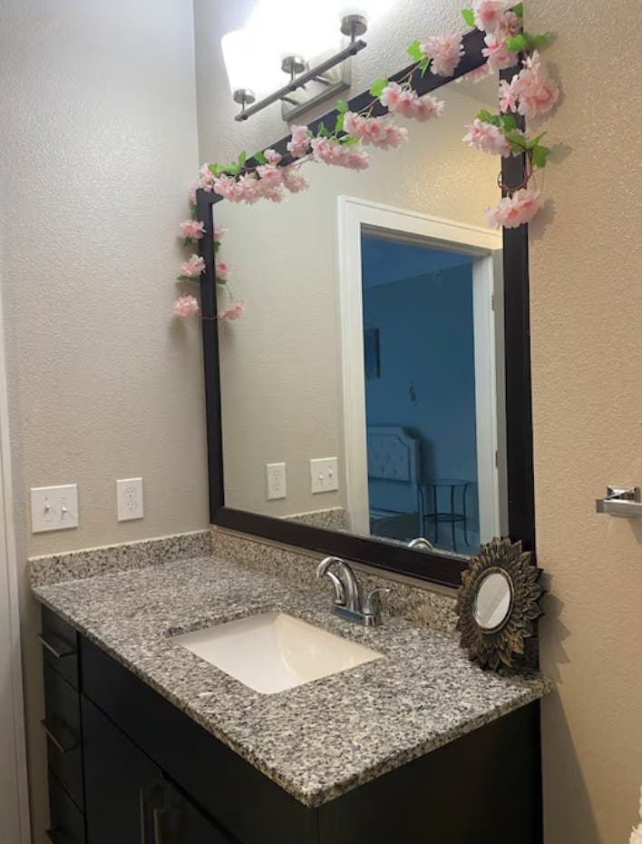 Individual private Rooms for rent.