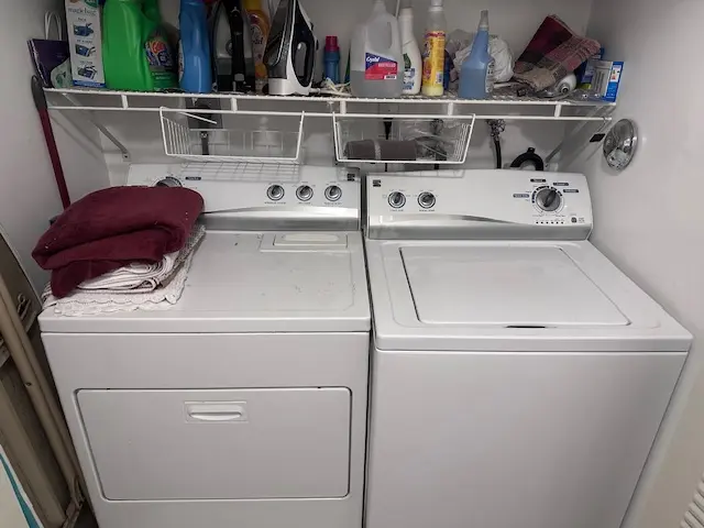 Room for Rent, Female only