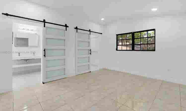 3 bed available to move in