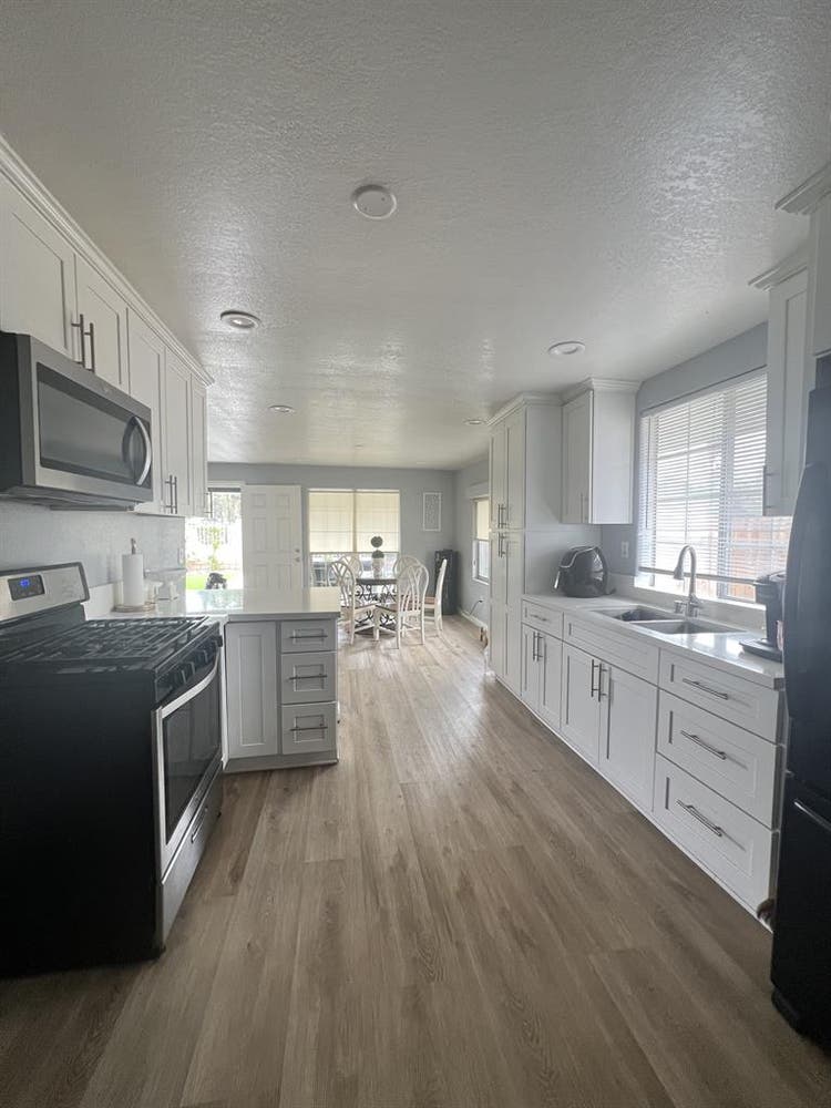 Large Room: By UR and downtown