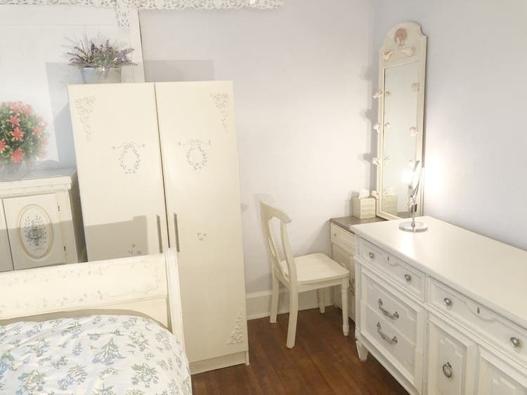 New Bedroom in  Hollywood, Fl $