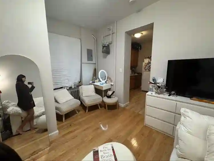 Sublet October1st room in a 2bed ap