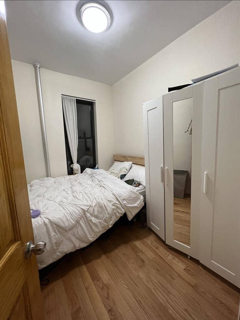Sublet October1st room in a 2bed ap