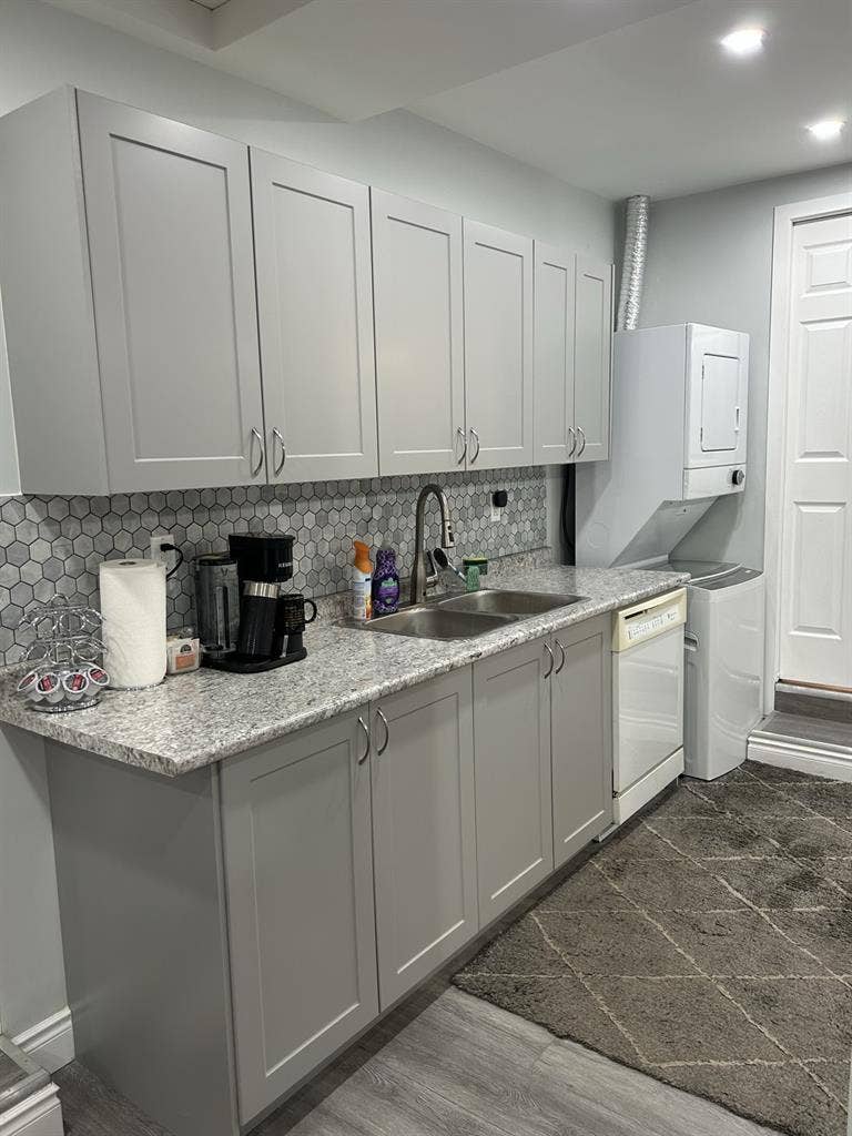 Spacious beautiful studio brand new