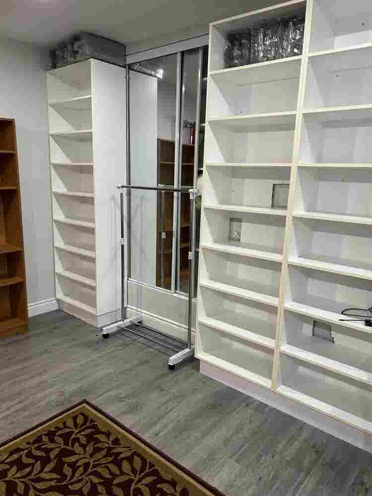Spacious beautiful studio brand new