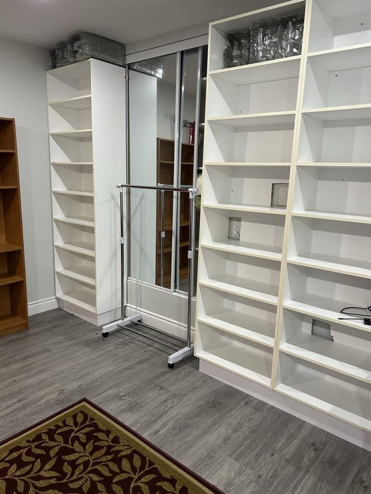Spacious beautiful studio brand new