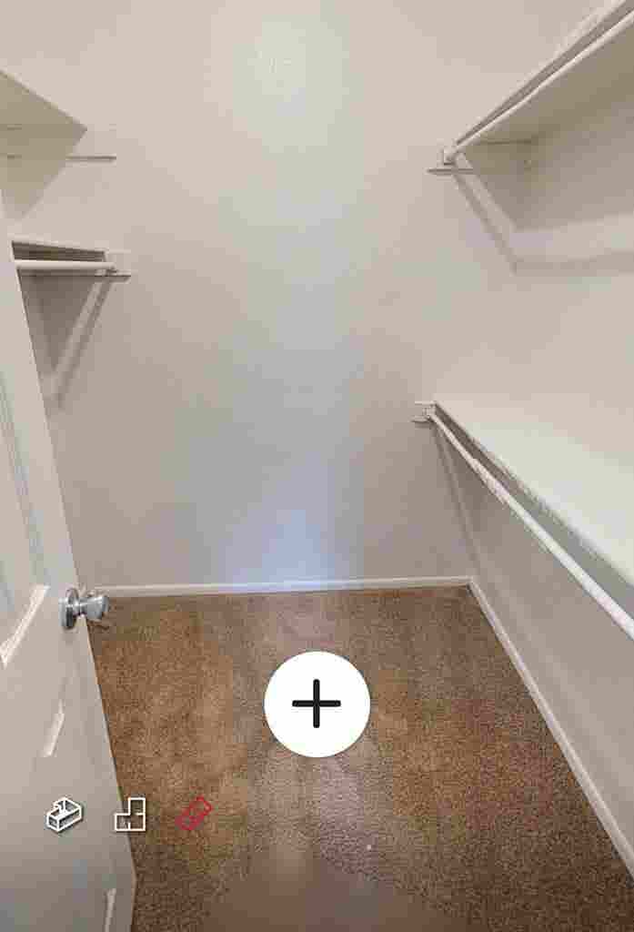 Room for Rent- Apt (bath)