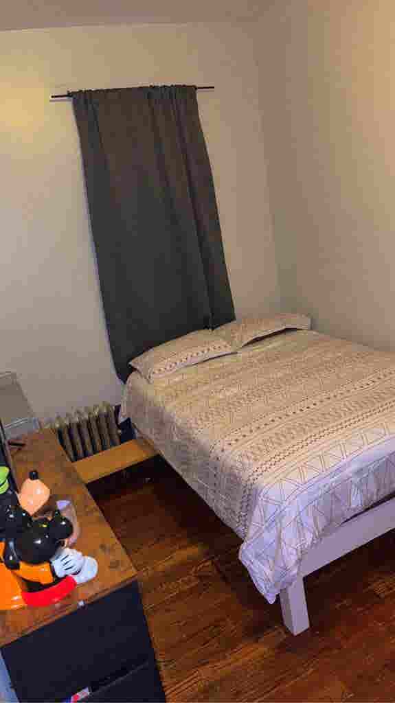 Room for rent for female!!