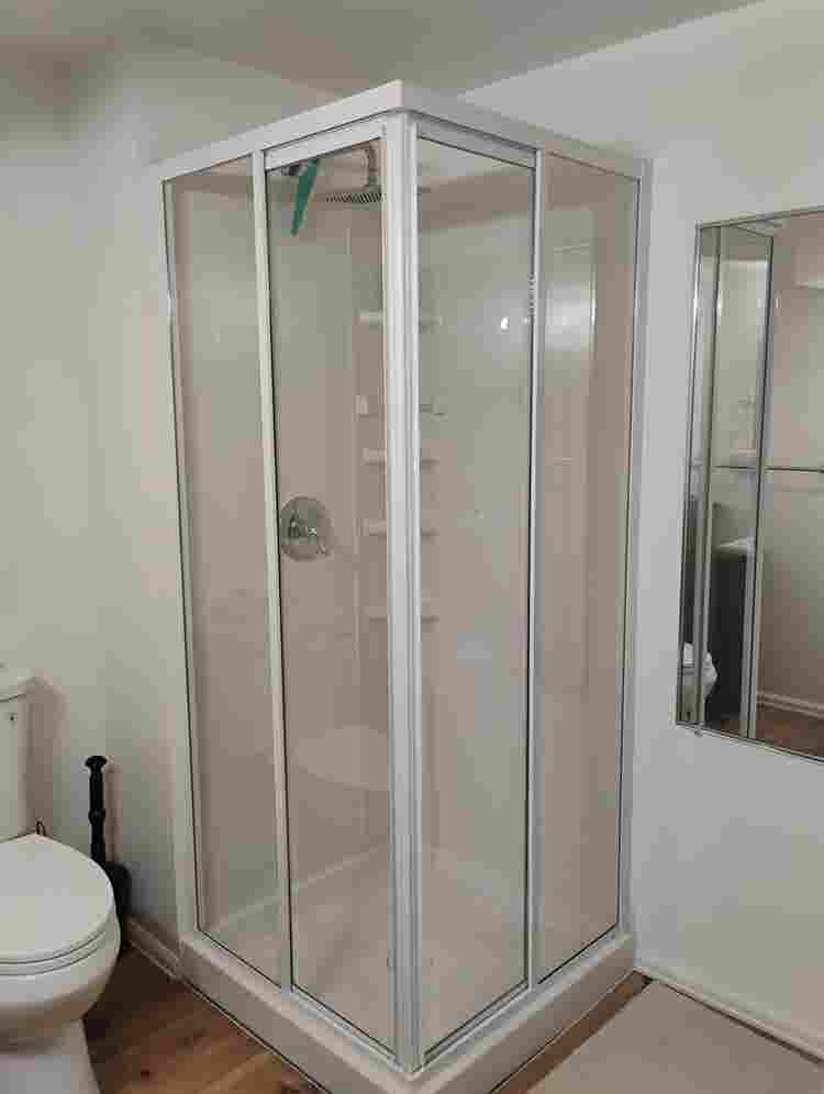 Private Bed and Bath in SE Denver