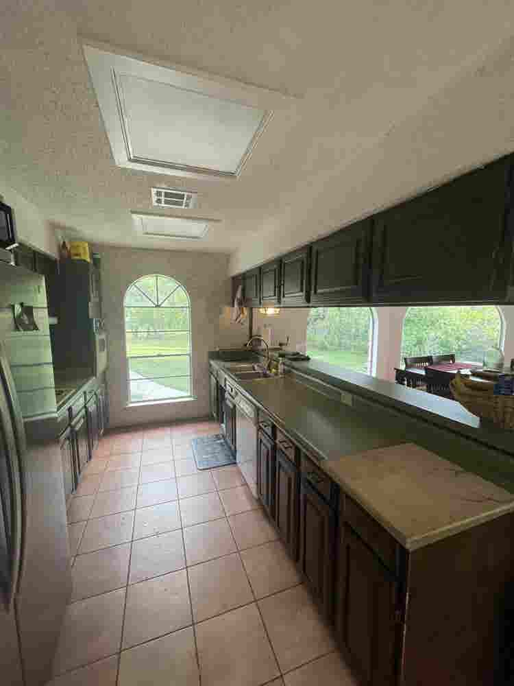 Looking for 5th roommate