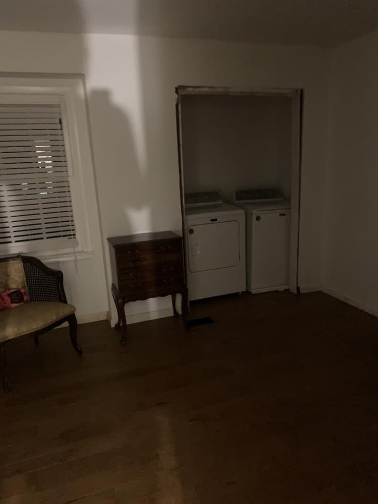 Room For Rent in SE Huntsville, AL