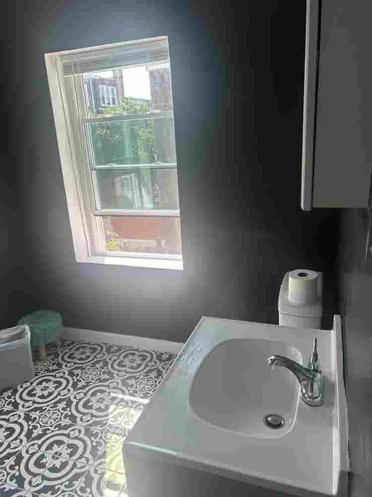 Rm for rent in South Philly