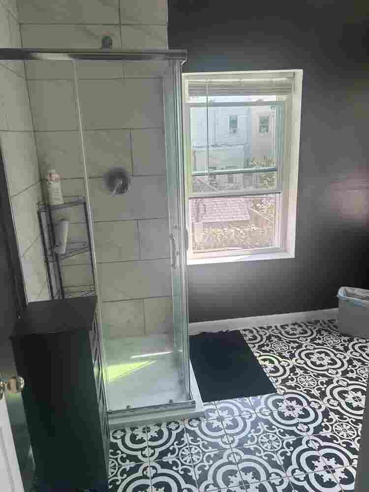 Rm for rent in South Philly