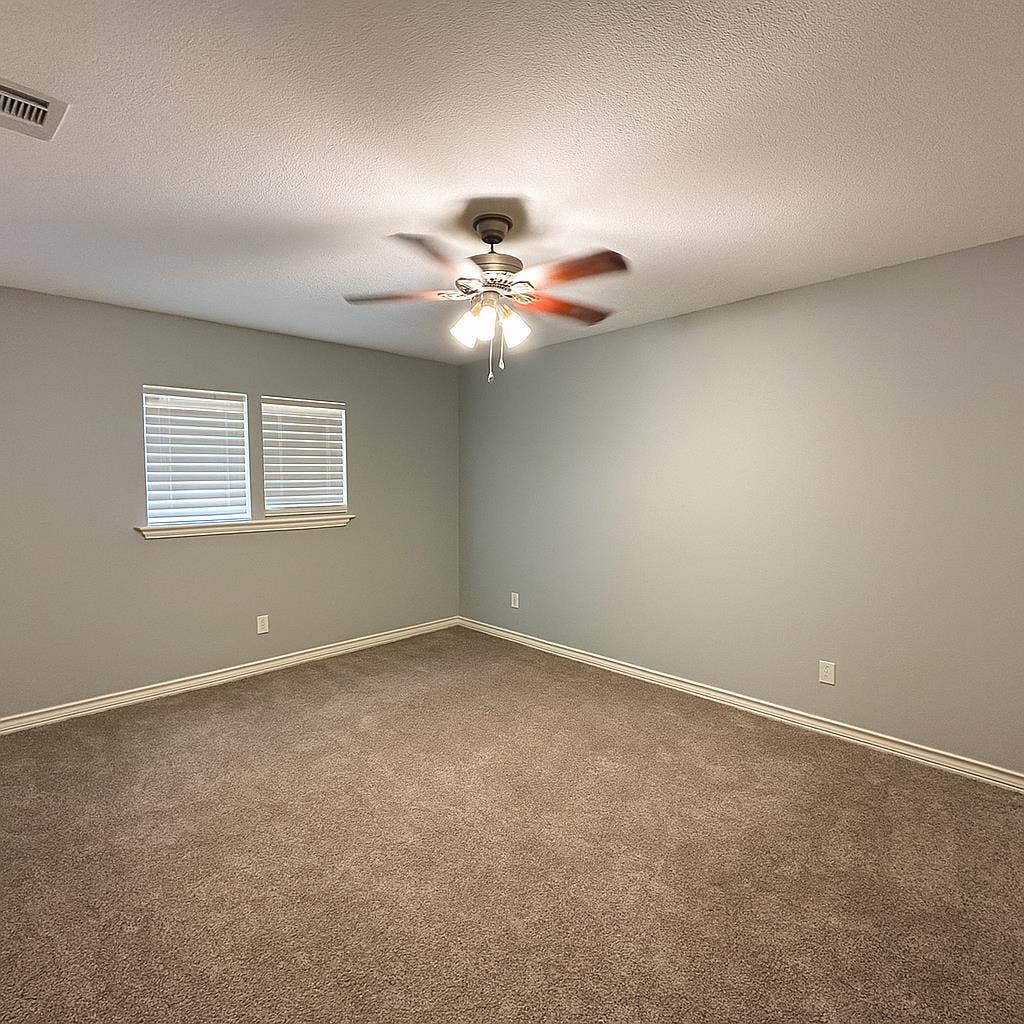 2 Rooms for rent