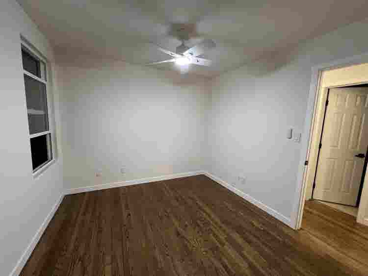 Room in beautiful home w/pool!